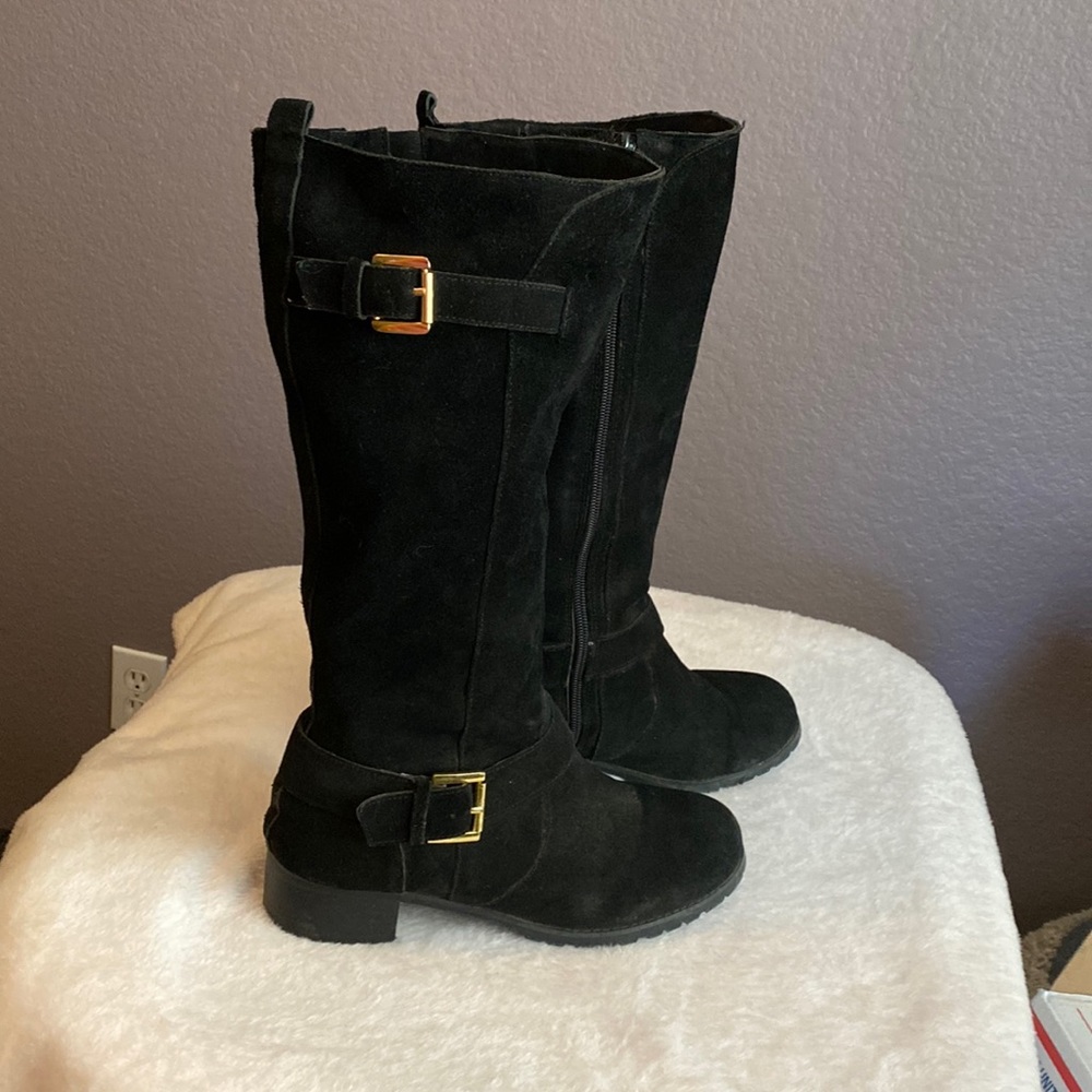 Hot n Hollywood Suede Boots